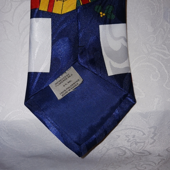 3 Christmas Ties Holiday Traditions by Hallmark Florence BK Inc & LS Ayres - Picture 6 of 10